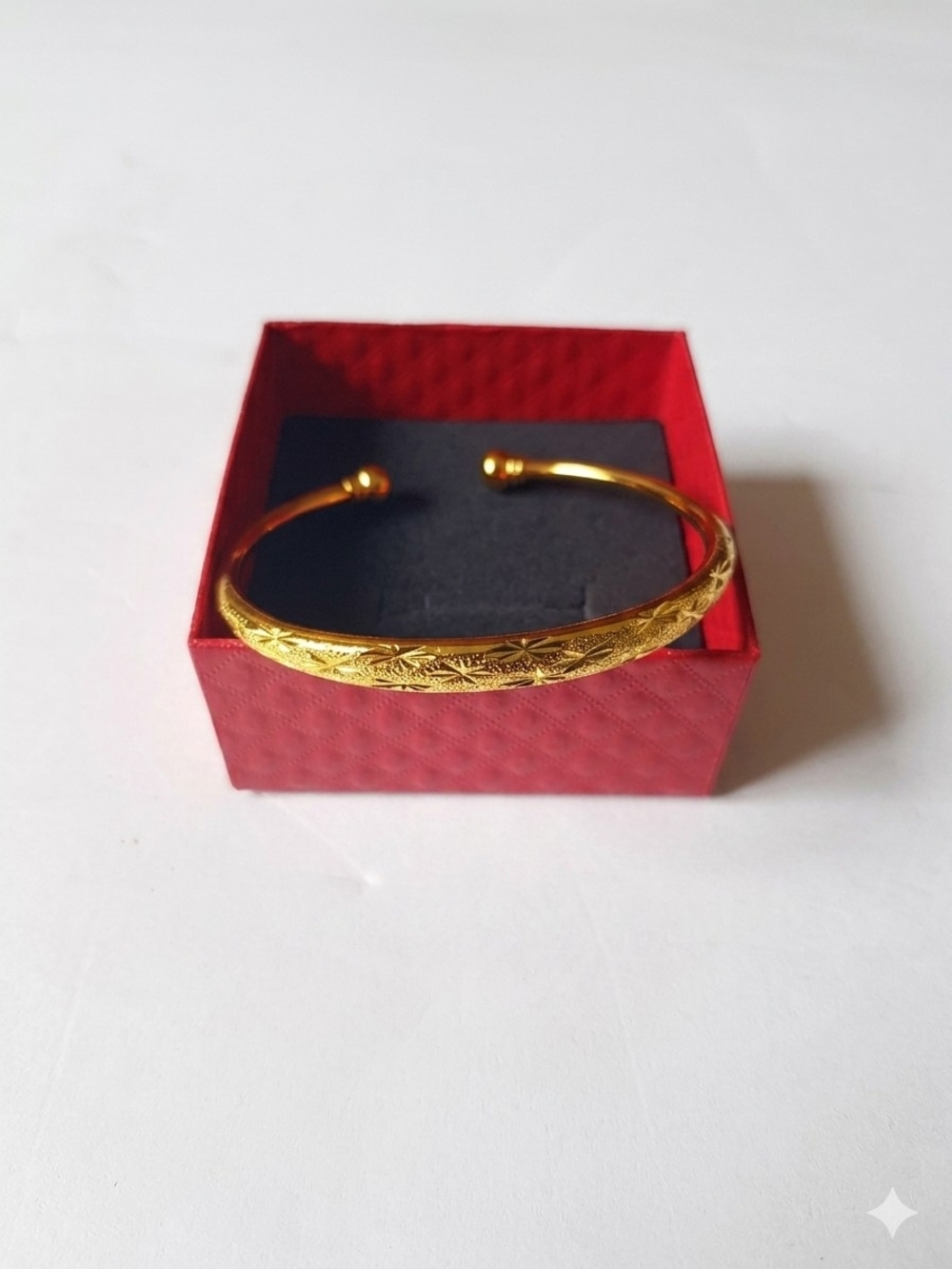 Traditional Indian Gold Floral Engraved Women’s Bangle Bracelet Adjustable - Picture 2 of 4